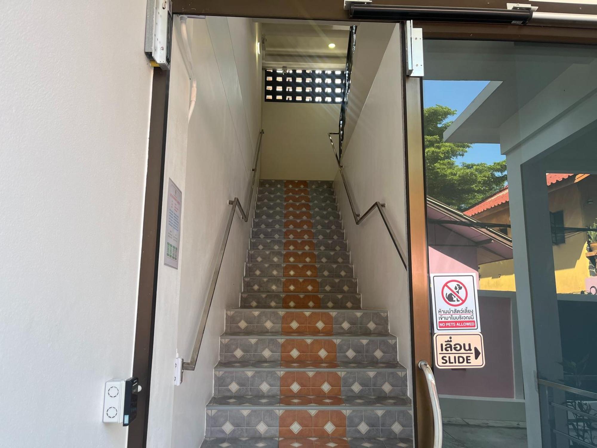 J & Ariya Hotel Near Samui Airport And Koh Phangan Pier Бофут Екстериор снимка