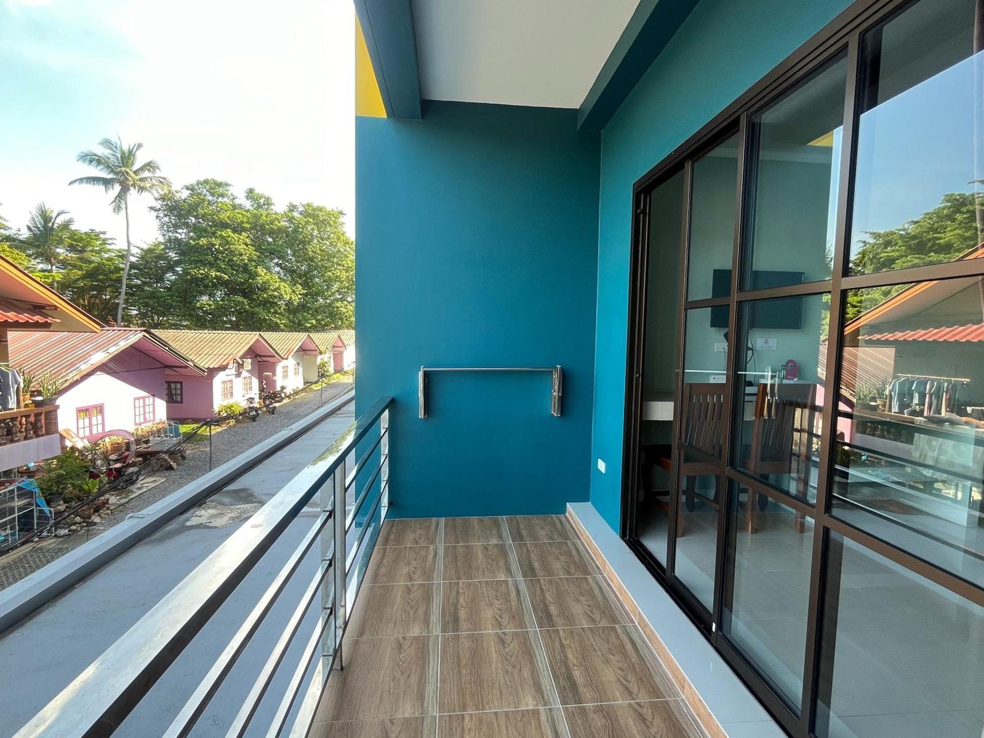 J & Ariya Hotel Near Samui Airport And Koh Phangan Pier Бофут Екстериор снимка